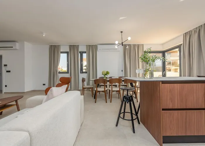 Lovely In Vikendica Mandre