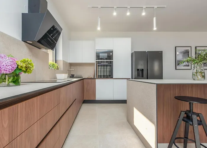 Vikendica Lovely In *